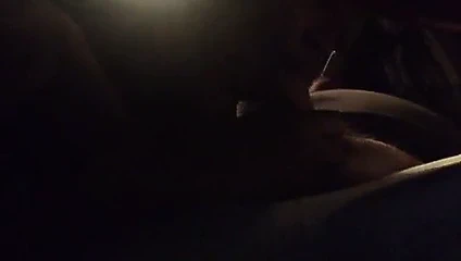 Güzel uzun emmek!!! harika handjob