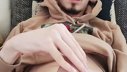 Yatağımda mastürbasyon ve boşalma (dikey versiyon)