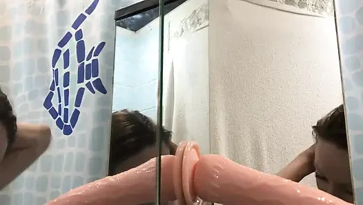 Senin Sert Penisin Için Derin Oral Seks Yapıyorum