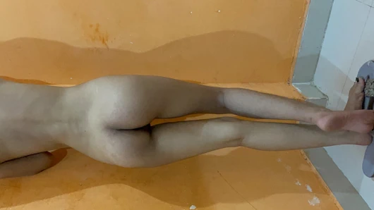 Müslüman kız arkadaşım Sana sünnetsiz penisimi vajinasına aldı ve dölümü göğsüne vurdu