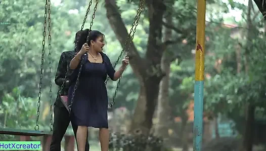 Seksi karısı başkasıyla sikişiyor! Acele edin geliyor