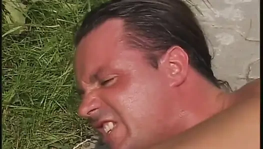 Oyun dışı ama mutlu