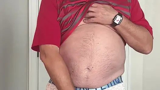 Just a Daddy in Khakis and Hat showing his stuff