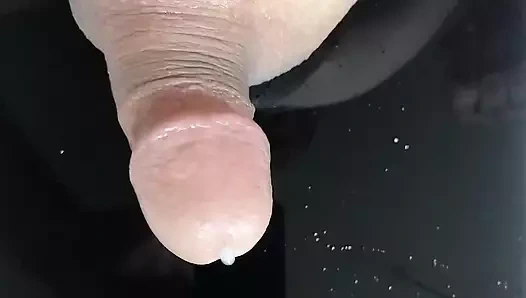 Kremsi doruk noktası için okşuyor