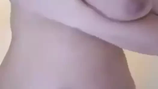 Seksi busty bbw gösterileri kapalı ona vücut