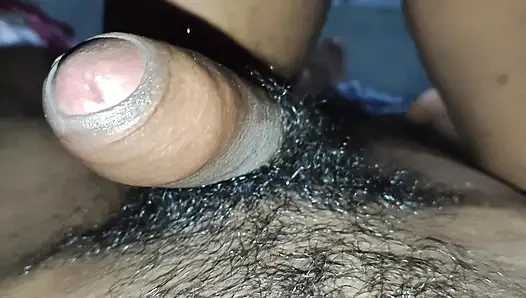 Hintli ateşli kız yatak odamda sikiliyor hintçe sesli sert seks