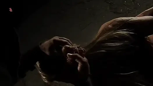 Rebecca - Ağırlıklarla Baş Aşağı Sallanarak Kırbaçlanmak
