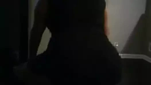 Büyük götlü sürtük