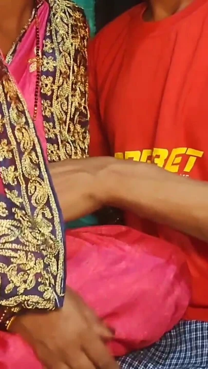 Üvey kız kardeşimin kırmızı sharee roamtikng evde çok sikiliyor tam fuk desi romantizm Hintçe seksi video x hamaster yeni son seks | Klip 1
