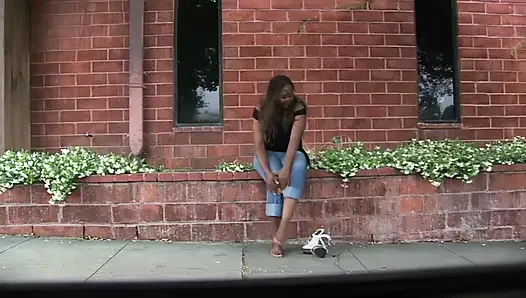 Tatlı amcık sikiliyor