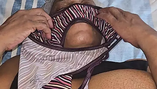 Sadece amımı ve götümü ye