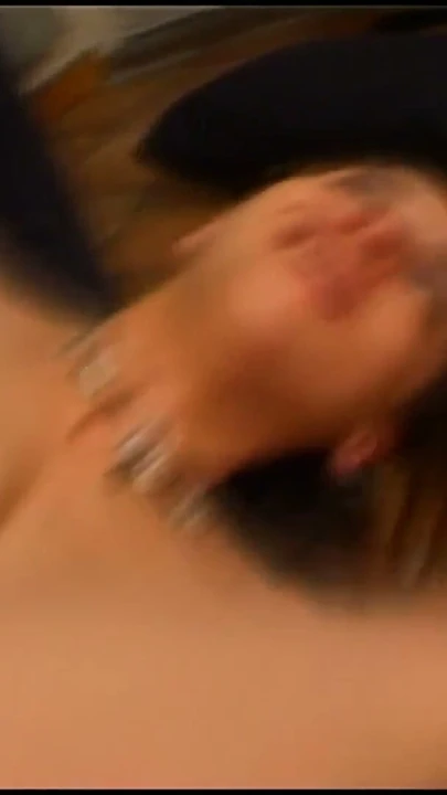 Çok sert anal sikme üzerinde the kanepe ile the sıska arab milf djamy | Klip 3
