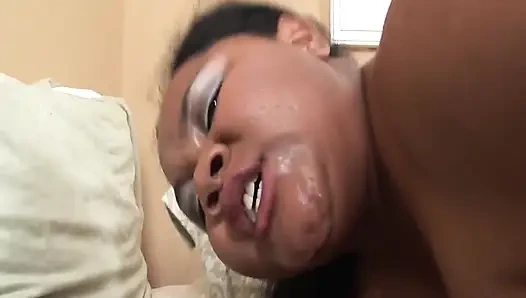 Trans göt deliği geniş damlayan kalın döl yükleri