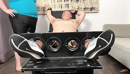 Cassie Page Matt'i geri alıyor