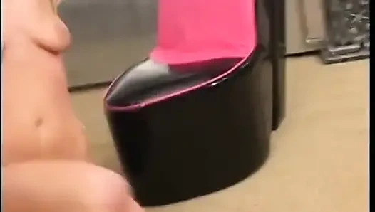 Seksi sarışın kız götte yarak seviyor