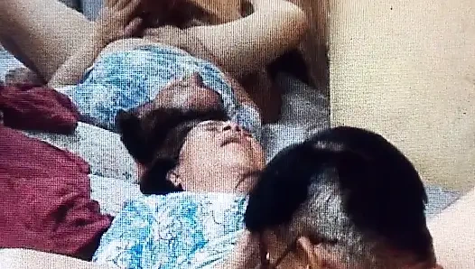 Beni sev karım.amını yiyeceğim