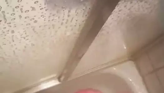 In der dusche gekommen