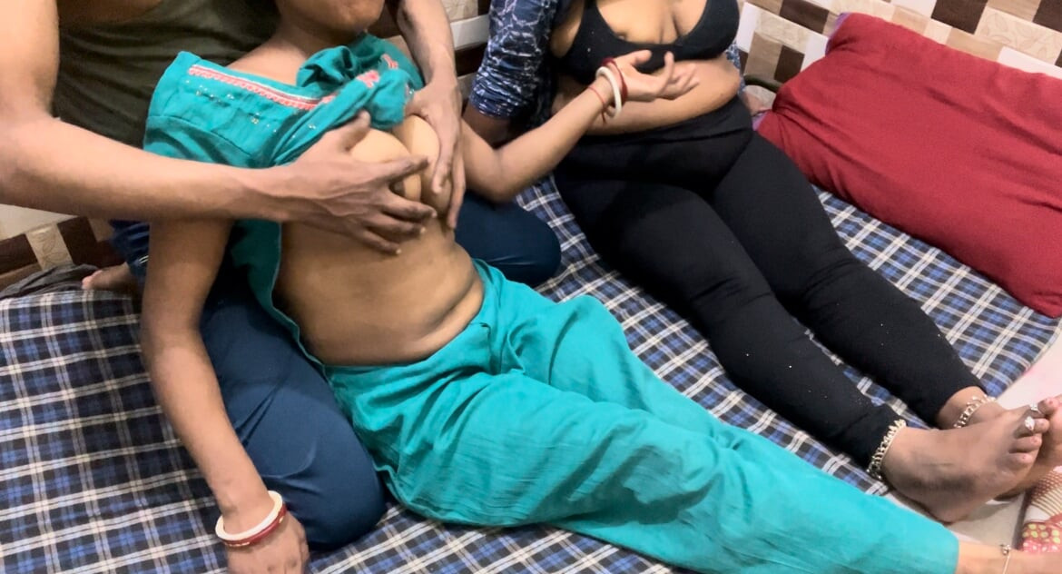 Do yenge ko ek mein chuchi dhawai tam zevk