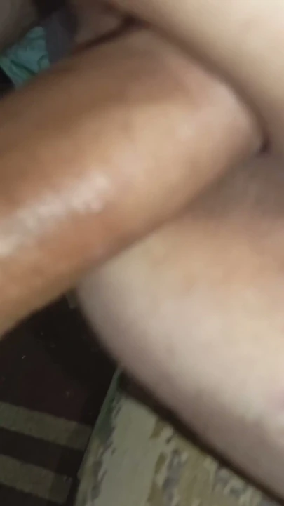 Genç bir nokta büyük bir sikle oyuldu ve spermle dolduruldu! | Bölüm 2