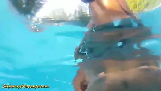 Şanslı havuz çocukları kaygan nuru masajı