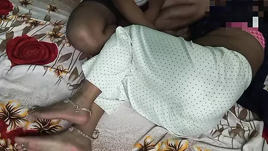 Hintçe yeni romantik ve seksi video.