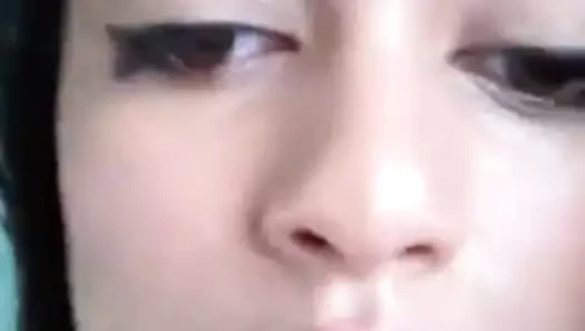 Nri selfe çıplak video