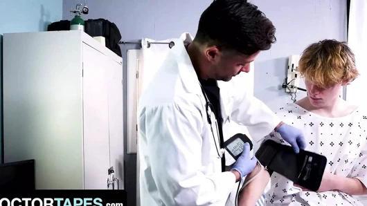 Ne var doktor? Prostat muayenesi çok ileri gidiyor - doctortapes