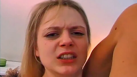 Uk öğrenci var anal seks at evde ve gets cumshot