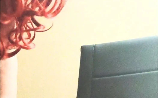 Ofiste sikişen patron adama götünü siktiriyor