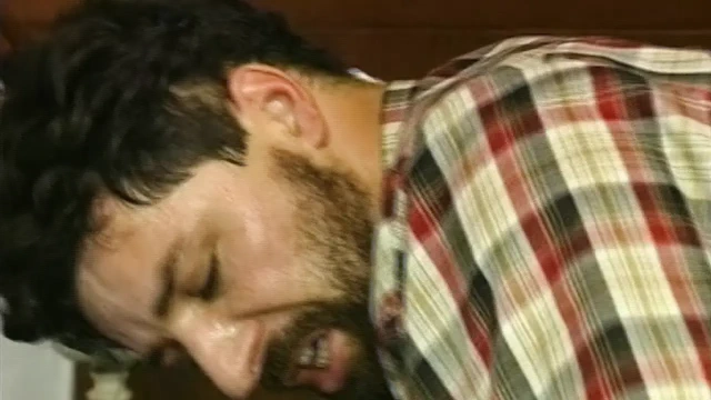 Rozet deliğine tam bir yük enjekte ediyor