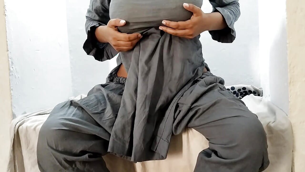 Pakistanlı köylü kız lezbiyen