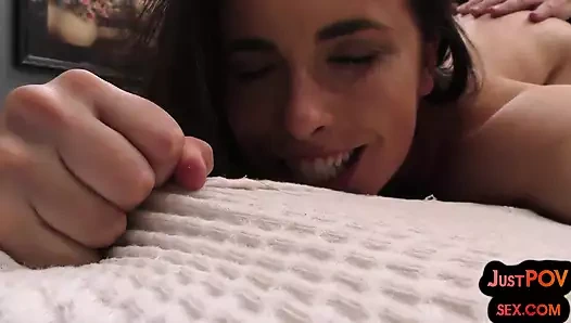 Kirli konuşurken milf berbat ve sürmek içinde amatör yakın çekim pov