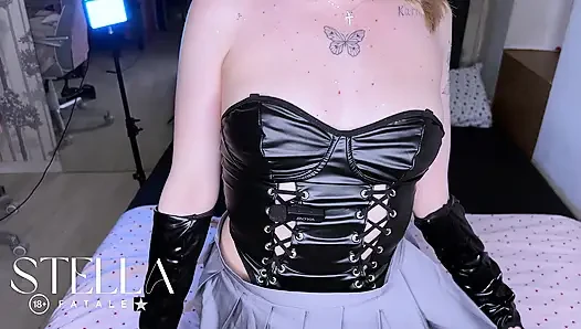 Çizme ve lateks ibadeti - Fransız dominatrix