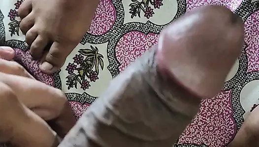 Hintli kadın büyük götten sikiliyor