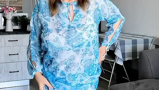 Ateşli nine büyük sarkık göğüsleriyle seni baştan çıkarıyor