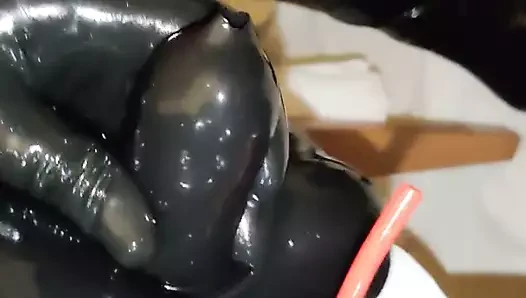 boşalmak içinde tam lateks