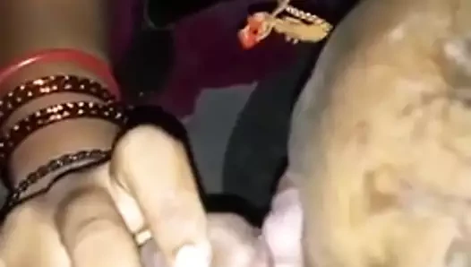 Madurai evli teyze emme komşu horoz ile tamilaudio