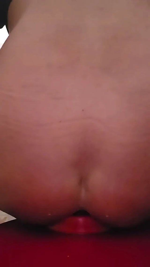 Isınma sonrası anal mastürbasyon