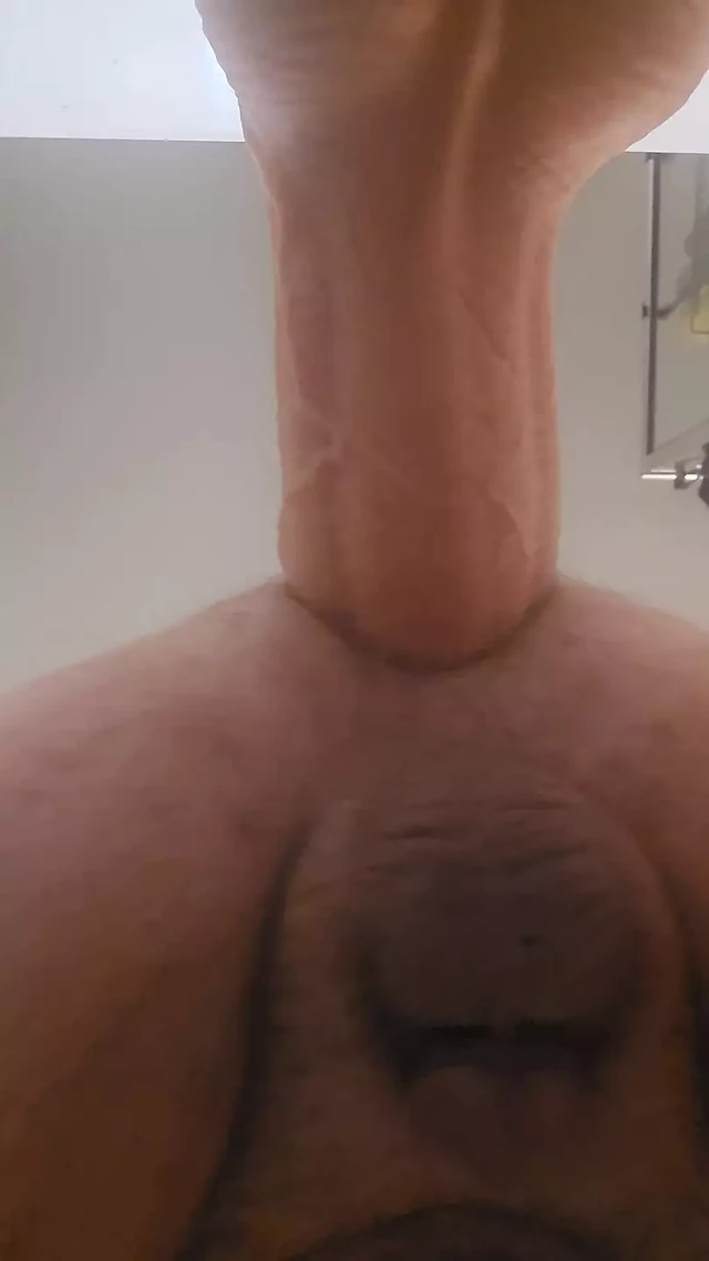 Гигантский дилдо