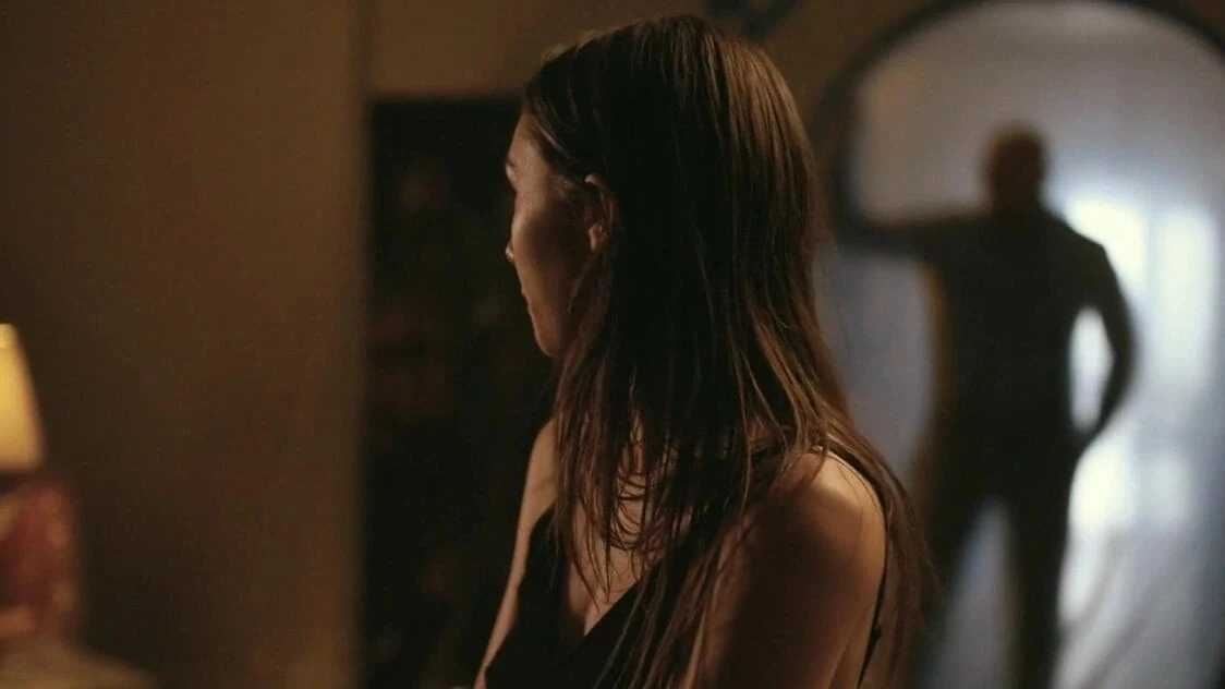 शुद्ध वर्जित - तलाकशुदा पत्नी को हर कीमत पर एक आदमी की जरूरत होती है