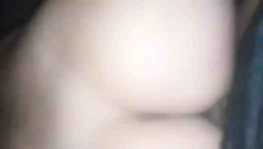 Karısının büyük kıçı kazık sürücü üzerinde