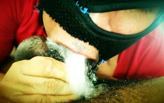 Onun boğazıyla evliyim