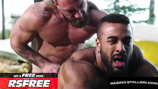 Azgın aygır - etli babalar çalıda prezervatifsiz