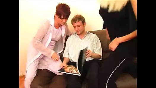 Anne kremaya bayılıyor