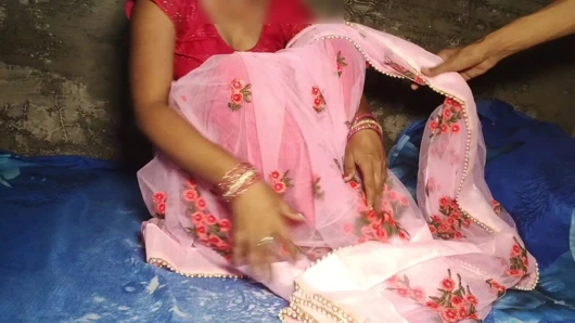 Kayınbirader beni yeni eve götürdü ve sert sikti