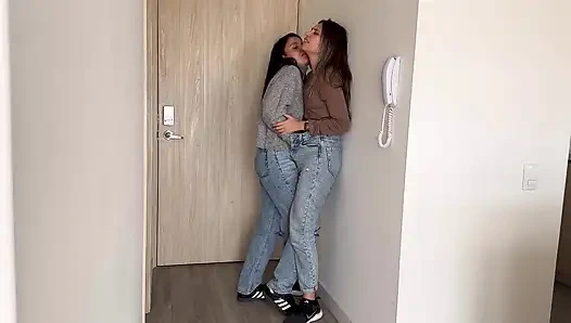 Lezbiyenlerin dokunup parmaklama derlemesi