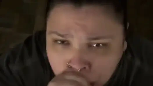 Ev yapımı amatör oral seks ve yüze boşalma makyaj yok
