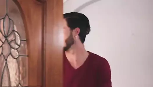 Milf reagan foxx ile şaşırtıcı büyük memeler sikikleri lucas frost slu