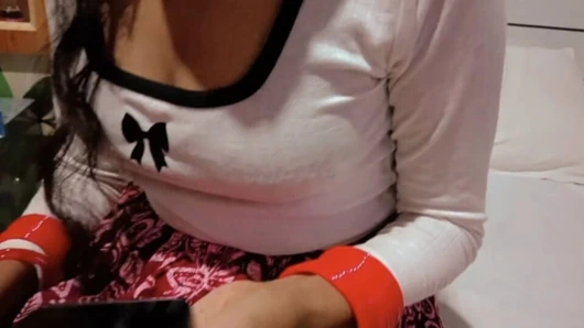 Hot newly married Desi wife fuck by Delevery Boy