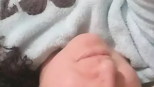 Estephania nyx tarafından senin için gülümsüyor. gelmiş geçmiş en seksi succubus ve kaosun tanrıçası. barış ve sevgi.